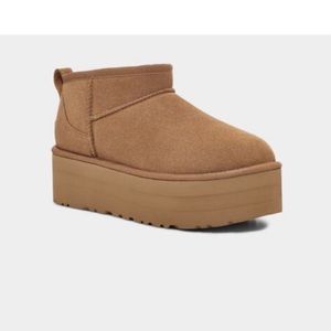 🐪NEW WITH TAGS🐪 UGG w classic ultra mini platform 5,8,9 CHE